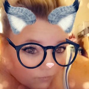 Meet your Posher, Malinda